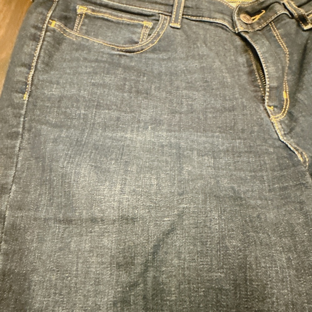 31 Levi - 710 Super Skinny Women’s - Picture 4 of 6